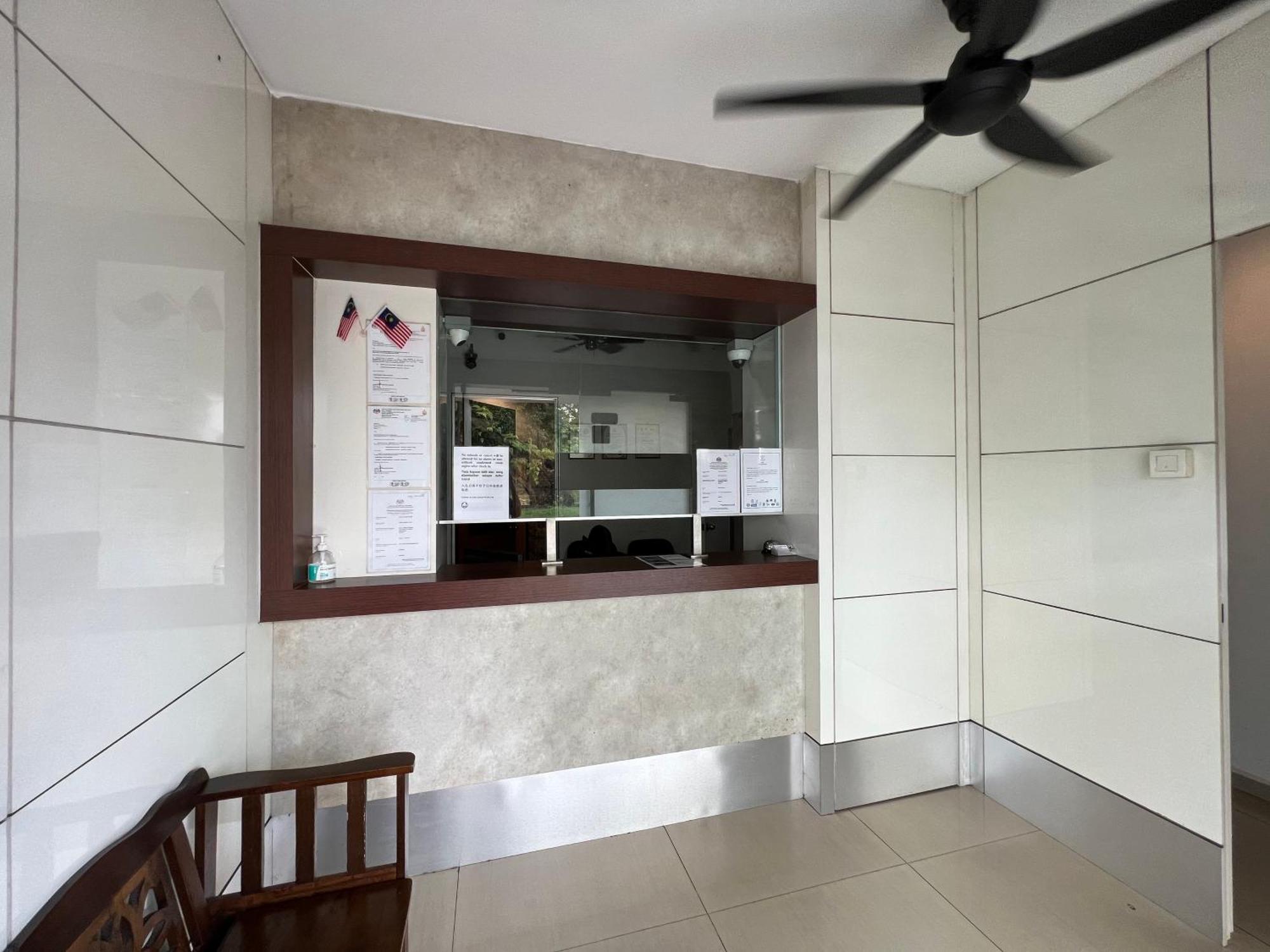 Pekan Budget Hotel Екстериор снимка